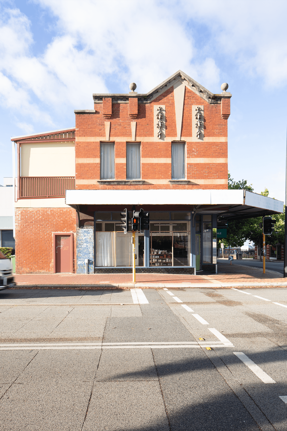 MAN-TLE Perth Interior by Office of Alexei Haddad